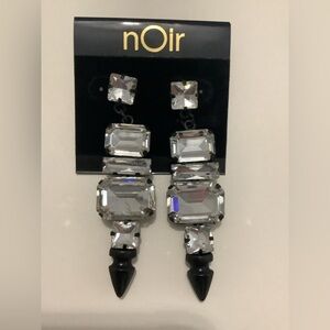 NWT NOIR NIGHTFALL DROP EARRINGS